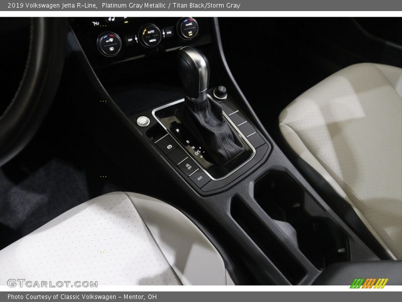 Platinum Gray Metallic / Titan Black/Storm Gray 2019 Volkswagen Jetta R-Line
