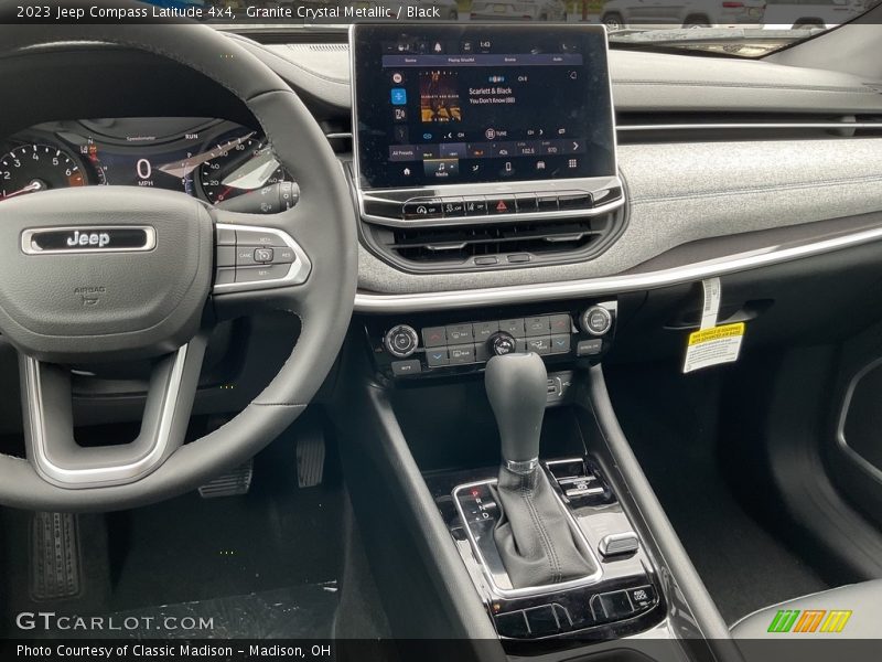 Granite Crystal Metallic / Black 2023 Jeep Compass Latitude 4x4