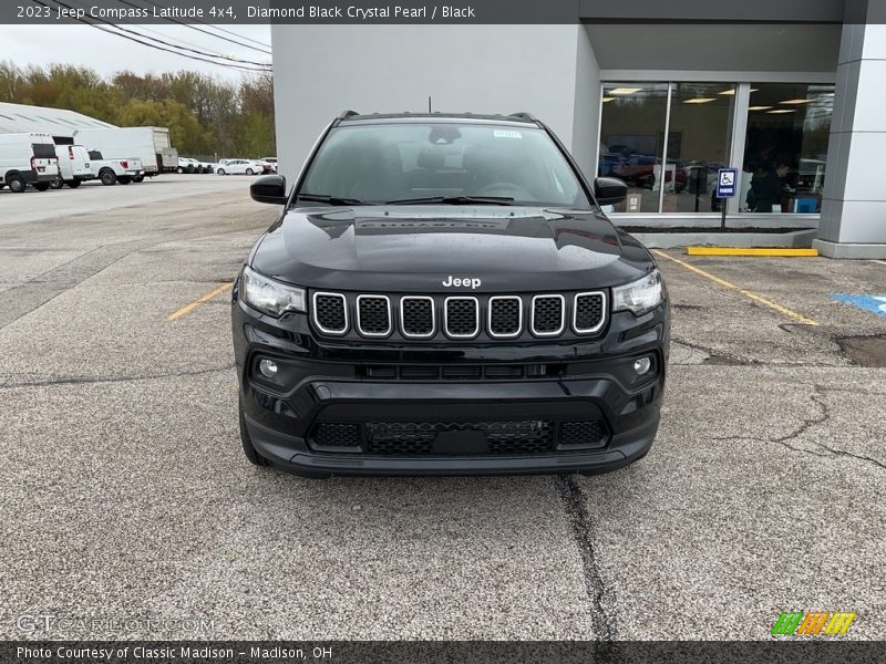 Diamond Black Crystal Pearl / Black 2023 Jeep Compass Latitude 4x4