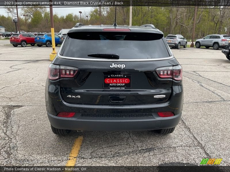 Diamond Black Crystal Pearl / Black 2023 Jeep Compass Latitude 4x4