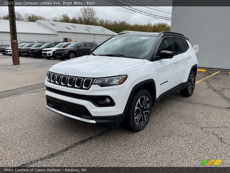 Bright White / Black 2023 Jeep Compass Limited 4x4