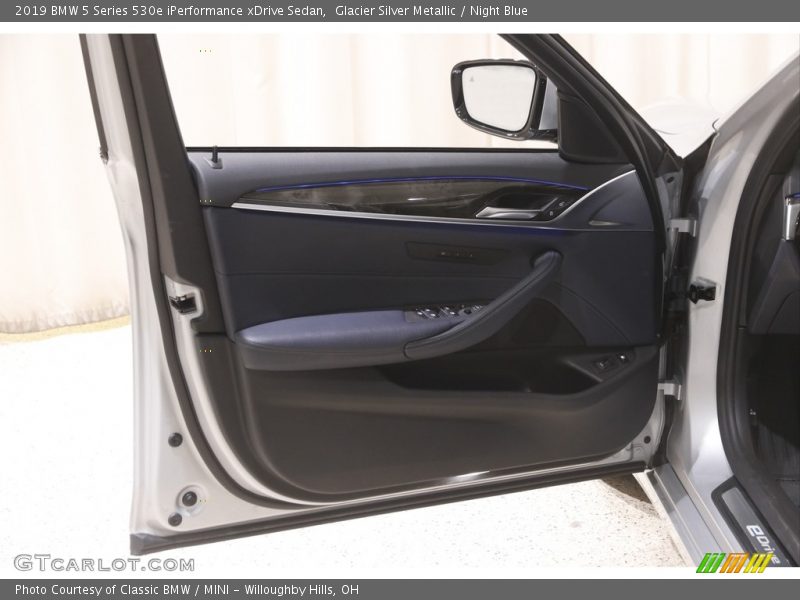 Door Panel of 2019 5 Series 530e iPerformance xDrive Sedan