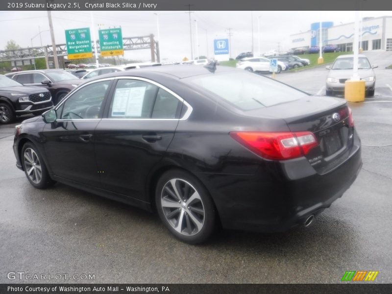 Crystal Black Silica / Ivory 2019 Subaru Legacy 2.5i