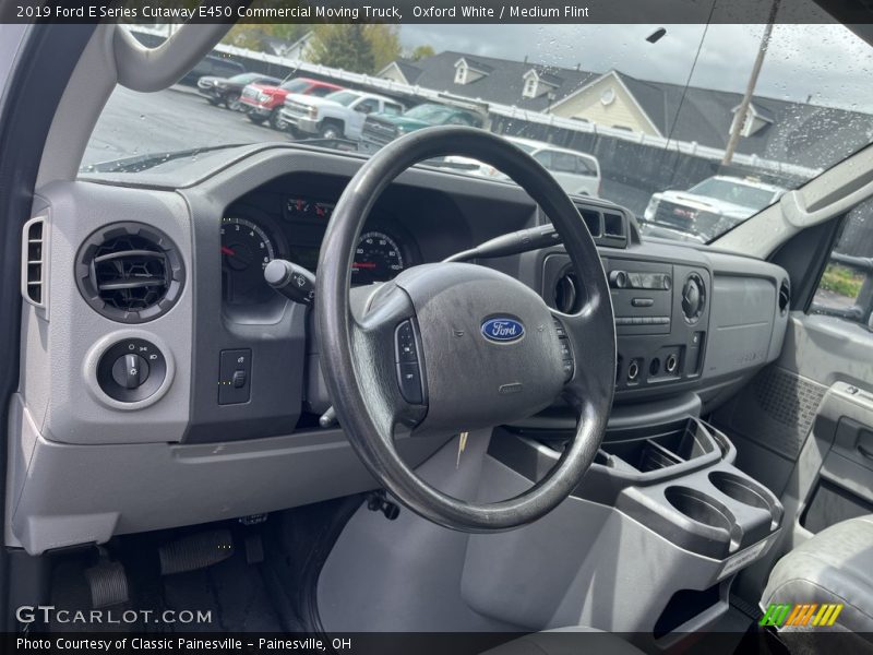 Oxford White / Medium Flint 2019 Ford E Series Cutaway E450 Commercial Moving Truck
