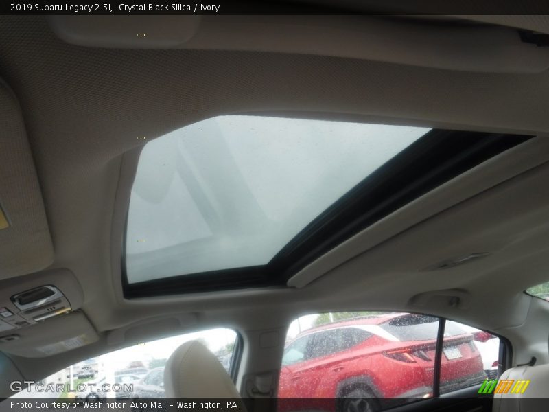 Crystal Black Silica / Ivory 2019 Subaru Legacy 2.5i