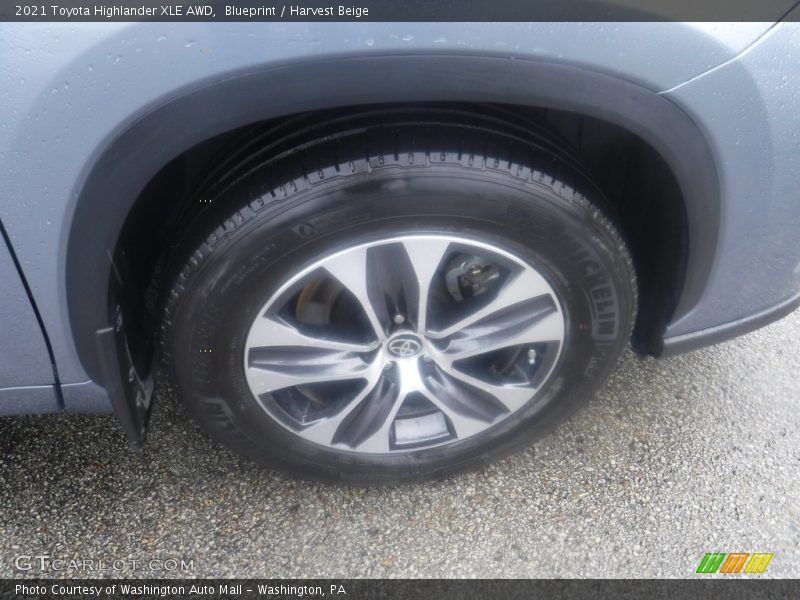 Blueprint / Harvest Beige 2021 Toyota Highlander XLE AWD