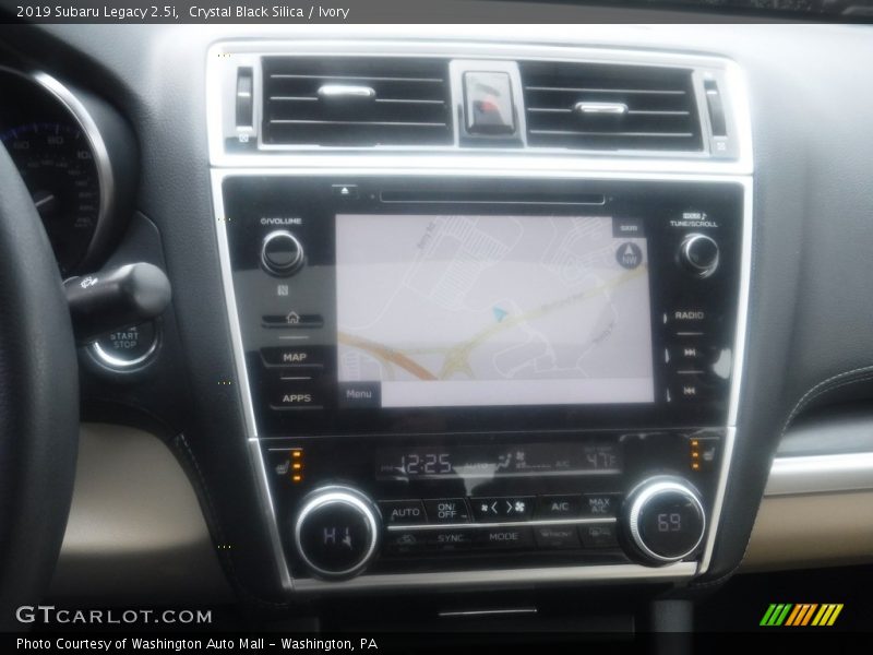 Crystal Black Silica / Ivory 2019 Subaru Legacy 2.5i