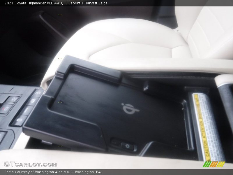 Blueprint / Harvest Beige 2021 Toyota Highlander XLE AWD