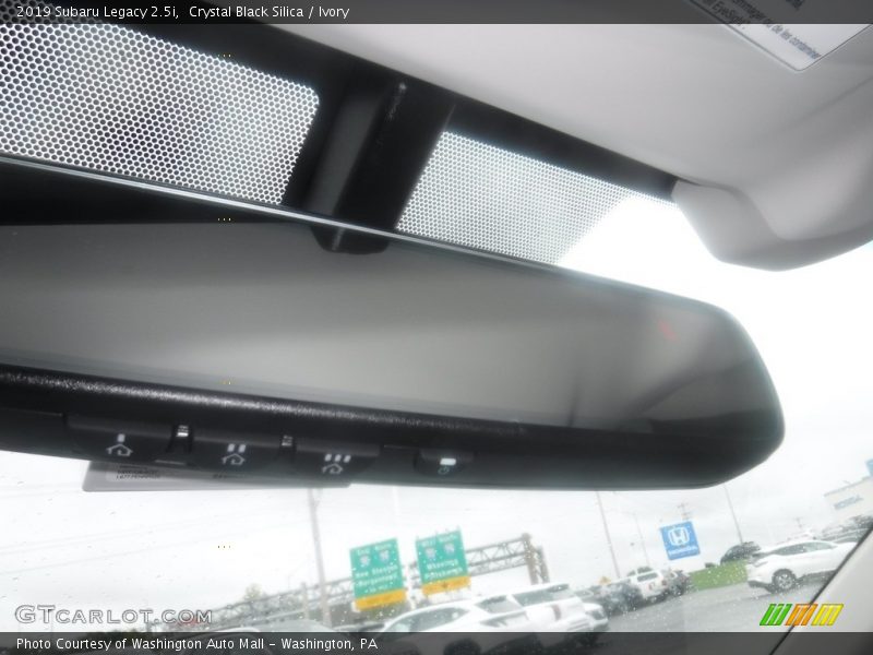 Crystal Black Silica / Ivory 2019 Subaru Legacy 2.5i