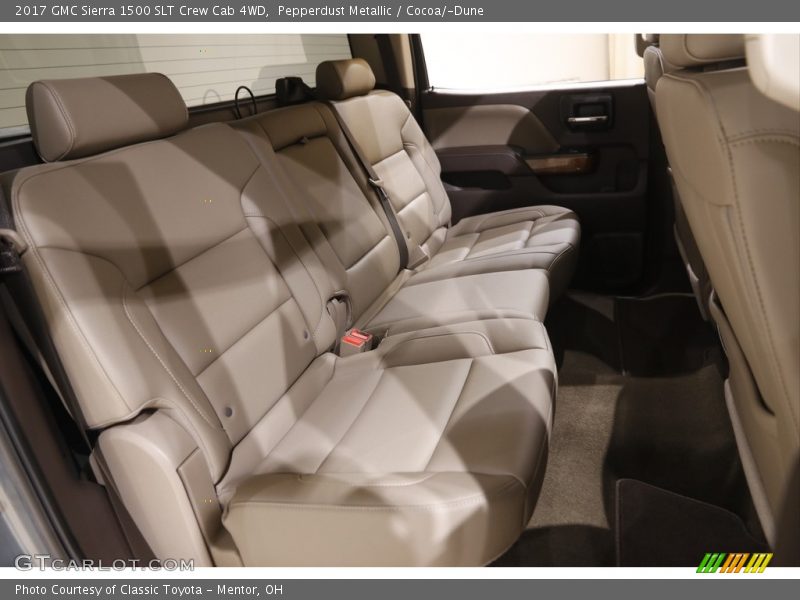Pepperdust Metallic / Cocoa/­Dune 2017 GMC Sierra 1500 SLT Crew Cab 4WD