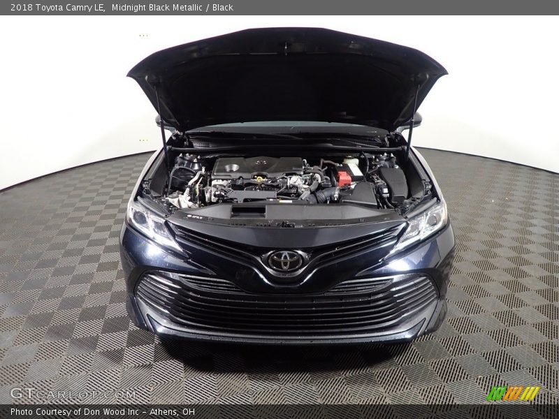Midnight Black Metallic / Black 2018 Toyota Camry LE