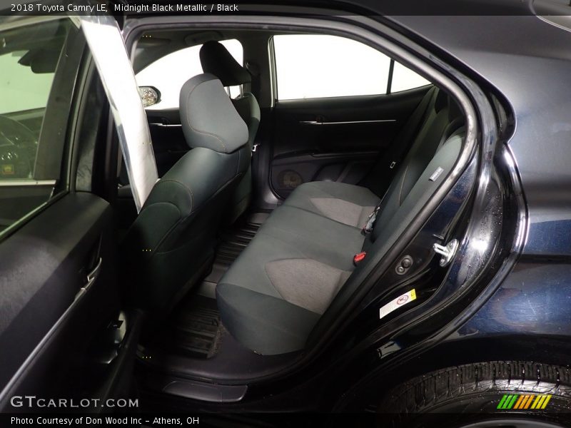 Midnight Black Metallic / Black 2018 Toyota Camry LE