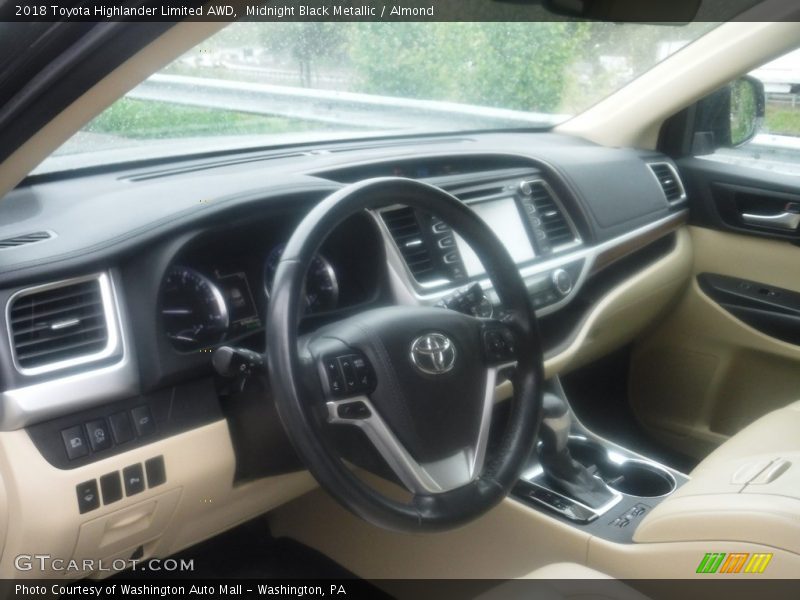 Midnight Black Metallic / Almond 2018 Toyota Highlander Limited AWD