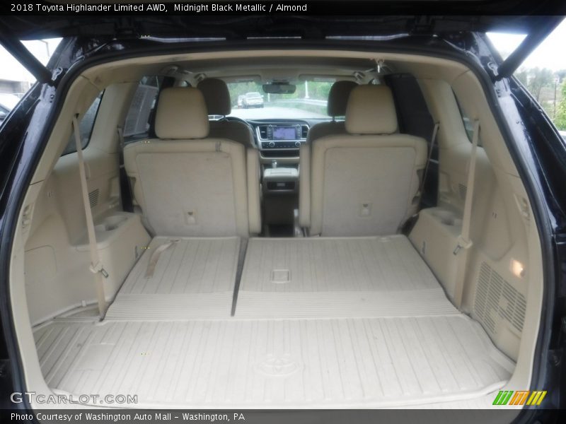 Midnight Black Metallic / Almond 2018 Toyota Highlander Limited AWD