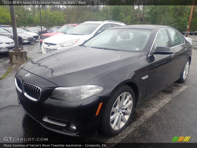 Front 3/4 View of 2016 5 Series 535d xDrive Sedan