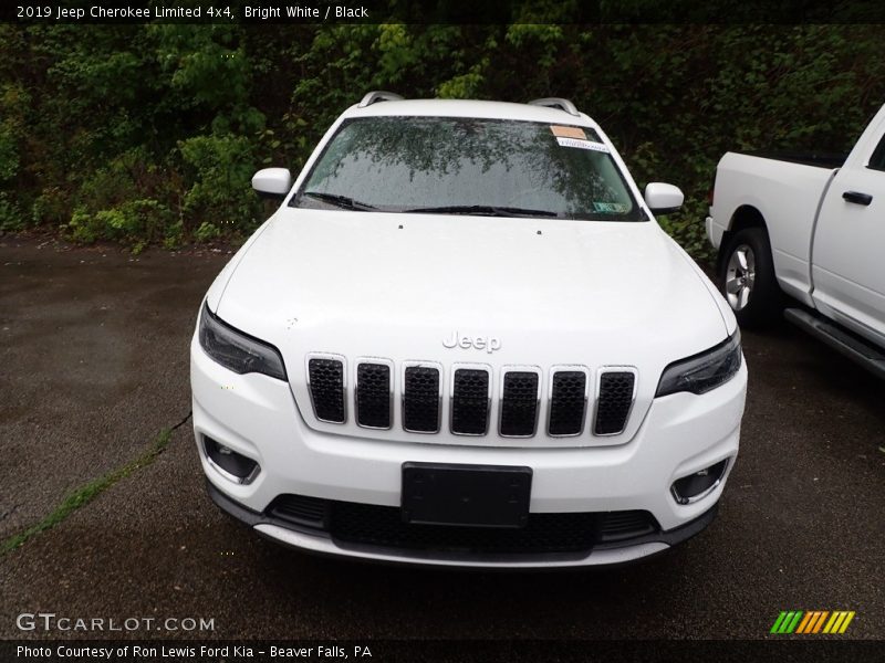 Bright White / Black 2019 Jeep Cherokee Limited 4x4