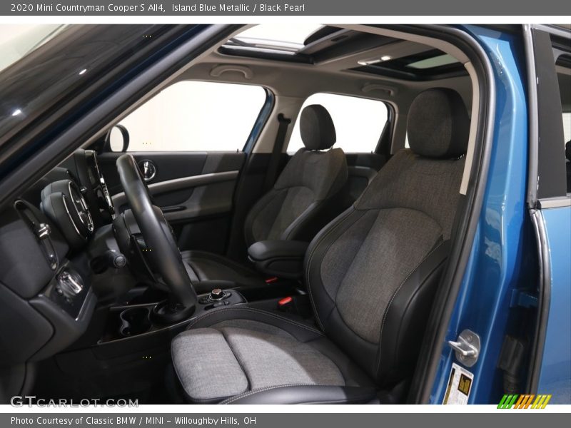 Island Blue Metallic / Black Pearl 2020 Mini Countryman Cooper S All4