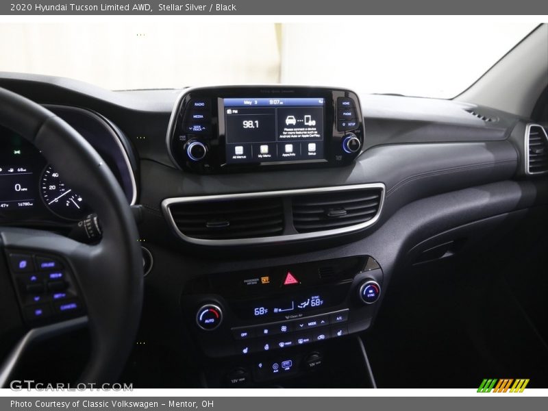 Stellar Silver / Black 2020 Hyundai Tucson Limited AWD