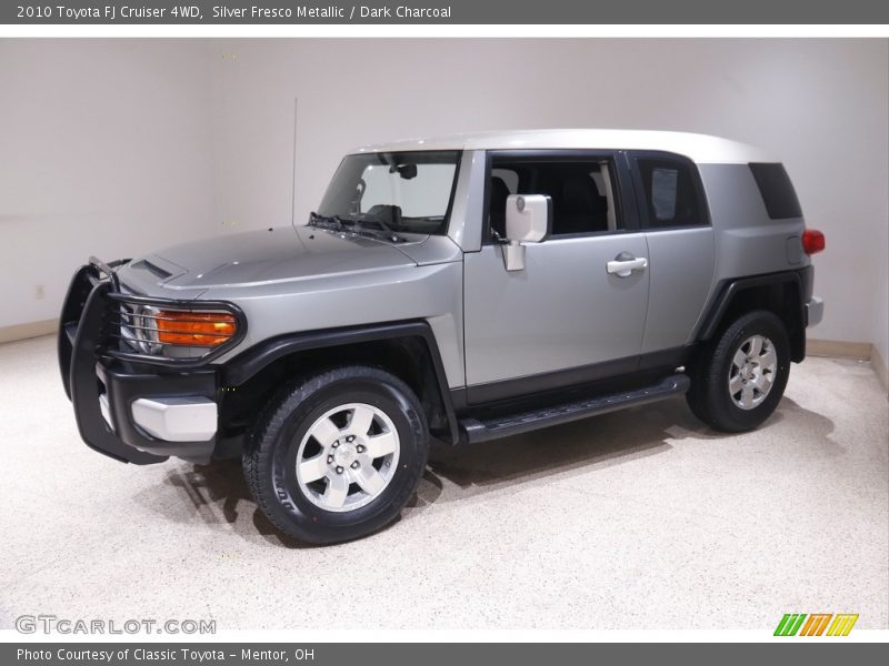 Silver Fresco Metallic / Dark Charcoal 2010 Toyota FJ Cruiser 4WD