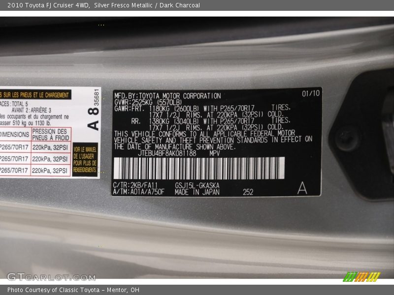 Silver Fresco Metallic / Dark Charcoal 2010 Toyota FJ Cruiser 4WD