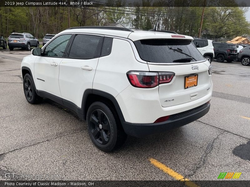 White / Black 2019 Jeep Compass Latitude 4x4