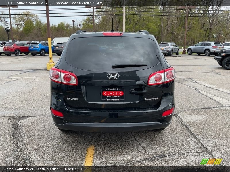 Phantom Black Metallic / Gray 2010 Hyundai Santa Fe GLS
