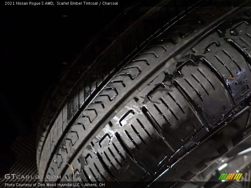 Scarlet Ember Tintcoat / Charcoal 2021 Nissan Rogue S AWD