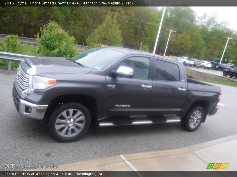 Magnetic Gray Metallic / Black 2016 Toyota Tundra Limited CrewMax 4x4
