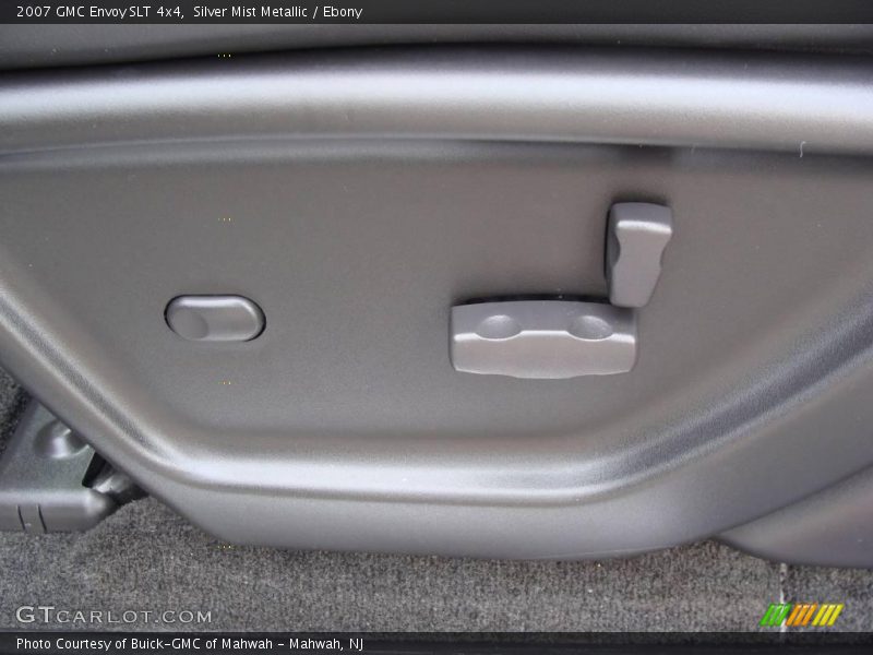 Silver Mist Metallic / Ebony 2007 GMC Envoy SLT 4x4