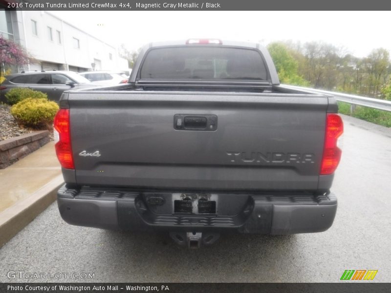 Magnetic Gray Metallic / Black 2016 Toyota Tundra Limited CrewMax 4x4