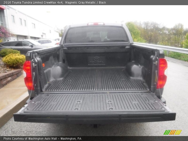 Magnetic Gray Metallic / Black 2016 Toyota Tundra Limited CrewMax 4x4