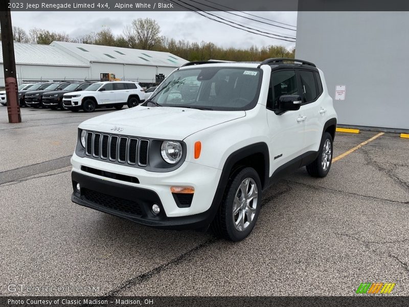 Alpine White / Black 2023 Jeep Renegade Limited 4x4