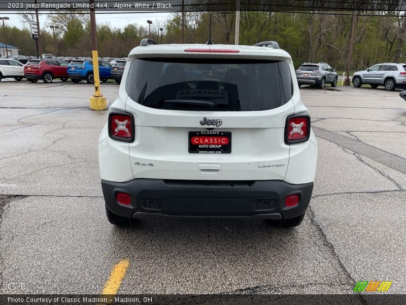 Alpine White / Black 2023 Jeep Renegade Limited 4x4