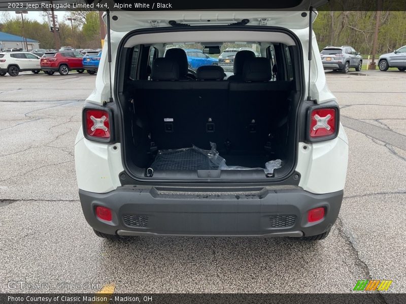 Alpine White / Black 2023 Jeep Renegade Limited 4x4