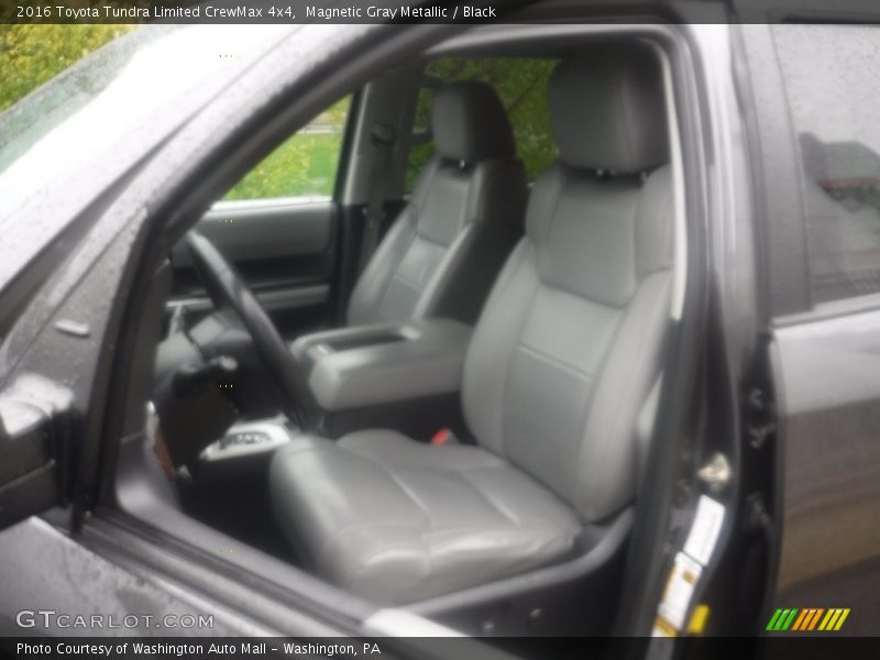 Magnetic Gray Metallic / Black 2016 Toyota Tundra Limited CrewMax 4x4