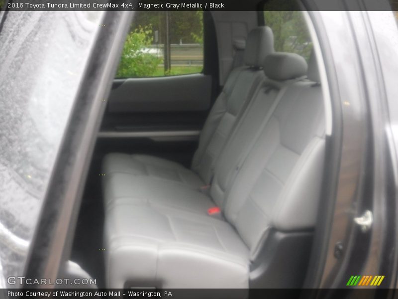 Magnetic Gray Metallic / Black 2016 Toyota Tundra Limited CrewMax 4x4