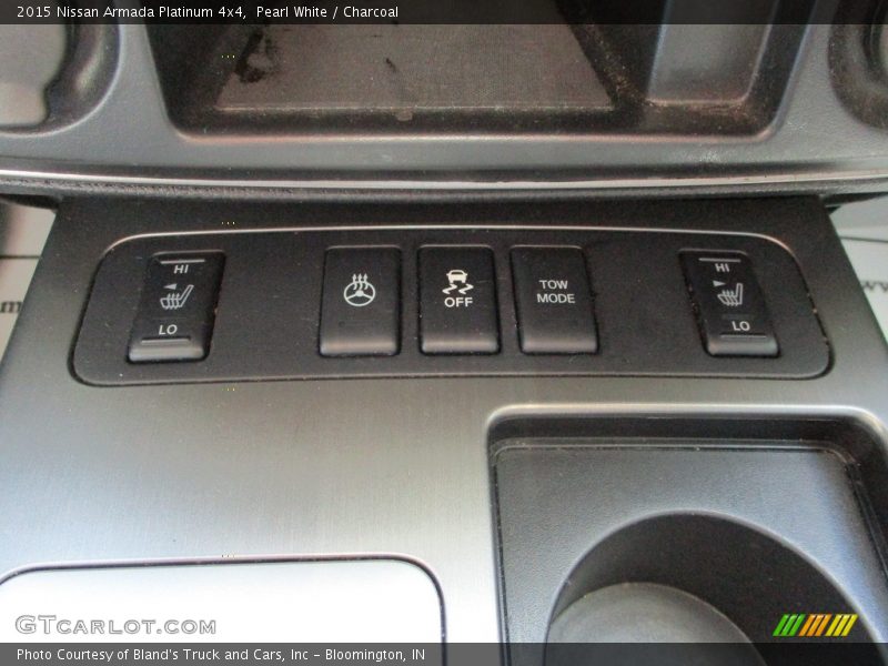 Pearl White / Charcoal 2015 Nissan Armada Platinum 4x4