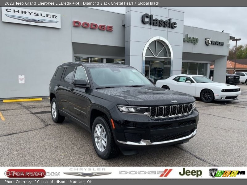 Diamond Black Crystal Pearl / Global Black 2023 Jeep Grand Cherokee L Laredo 4x4