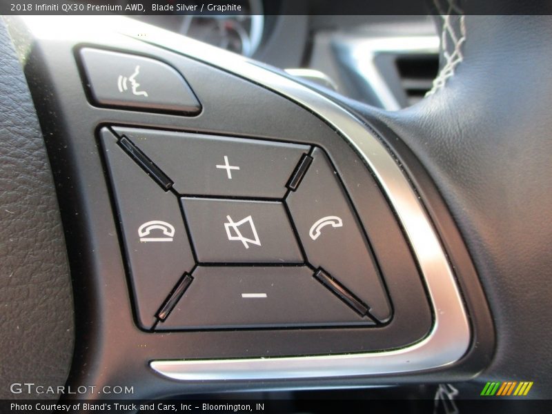  2018 QX30 Premium AWD Steering Wheel