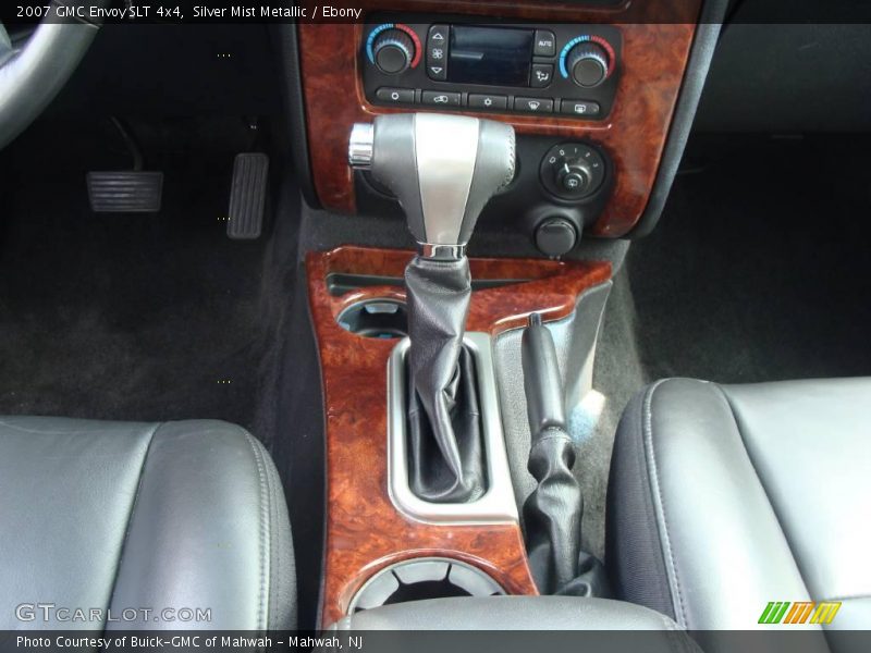 Silver Mist Metallic / Ebony 2007 GMC Envoy SLT 4x4