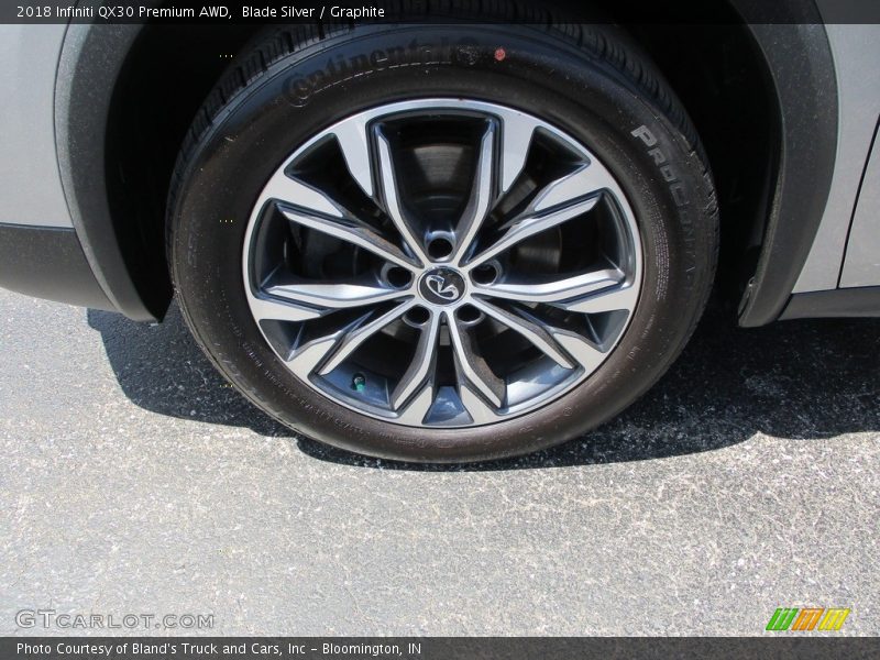  2018 QX30 Premium AWD Wheel