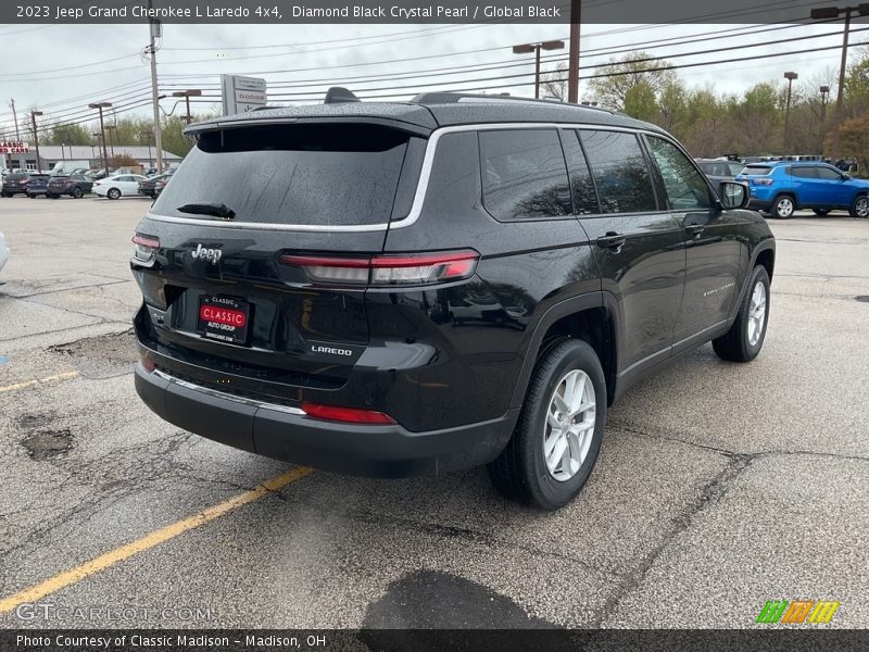 Diamond Black Crystal Pearl / Global Black 2023 Jeep Grand Cherokee L Laredo 4x4
