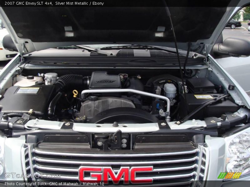 Silver Mist Metallic / Ebony 2007 GMC Envoy SLT 4x4