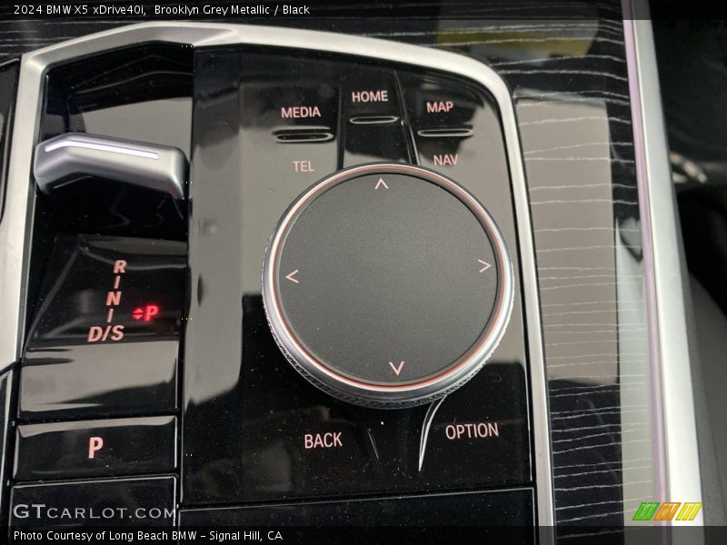 Controls of 2024 X5 xDrive40i