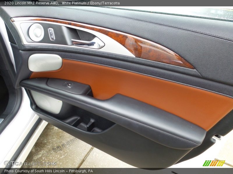 Door Panel of 2020 MKZ Reserve AWD