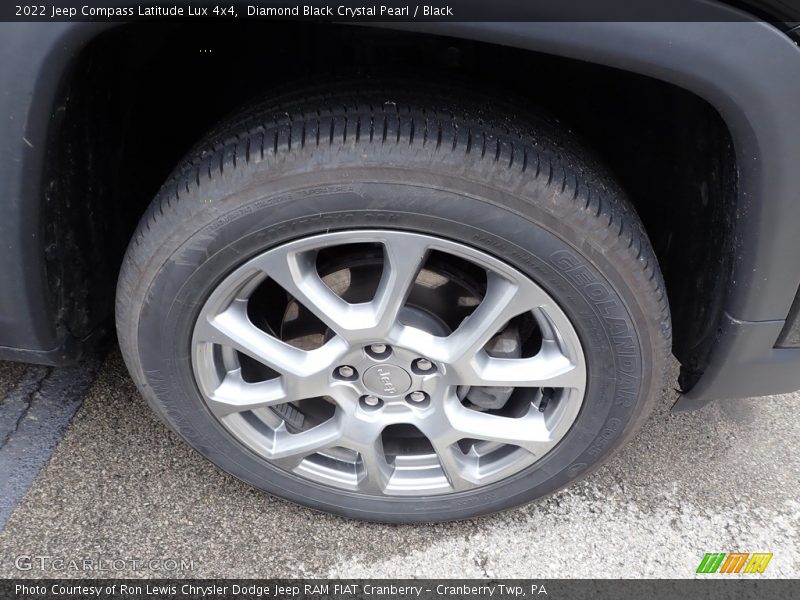 Diamond Black Crystal Pearl / Black 2022 Jeep Compass Latitude Lux 4x4