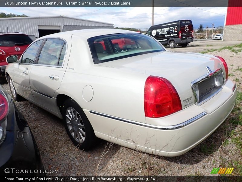 Ceramic White Tri-Coat / Light Camel 2006 Lincoln Town Car Signature