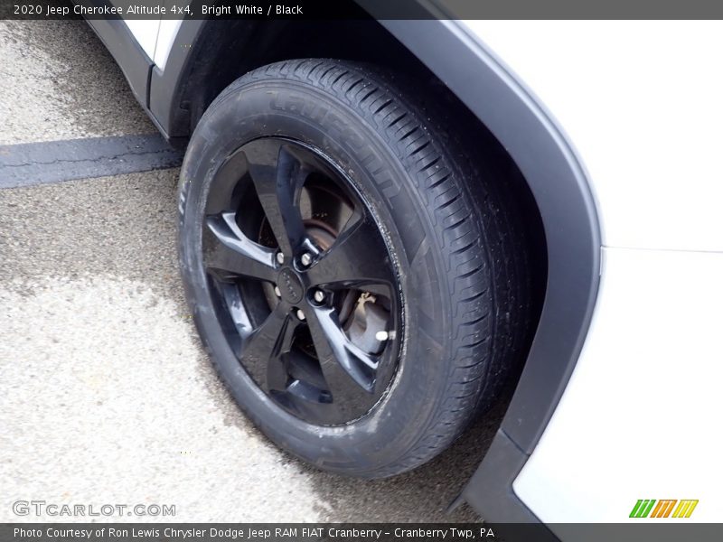 Bright White / Black 2020 Jeep Cherokee Altitude 4x4