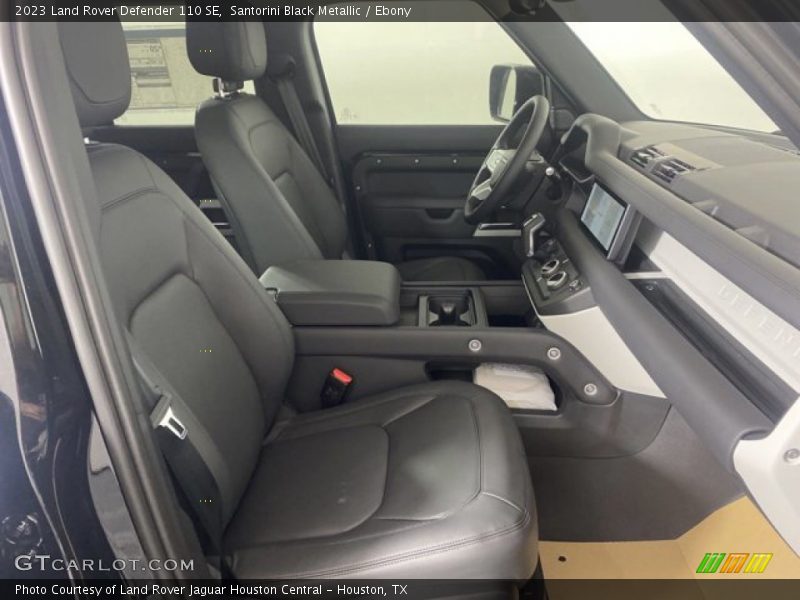 Santorini Black Metallic / Ebony 2023 Land Rover Defender 110 SE