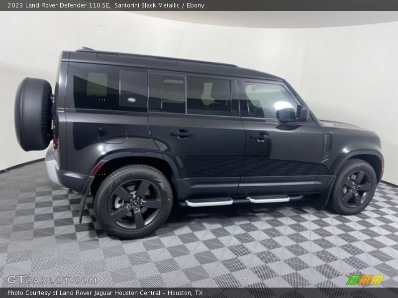 Santorini Black Metallic / Ebony 2023 Land Rover Defender 110 SE